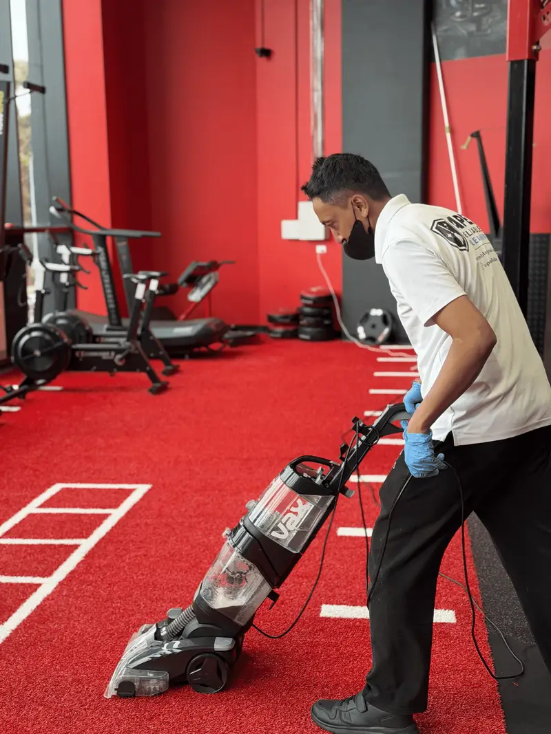 Red turf floor deep cleaning